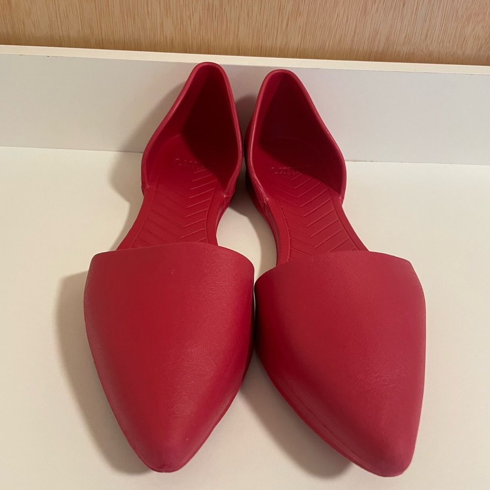 Native Audrey Flats in Red